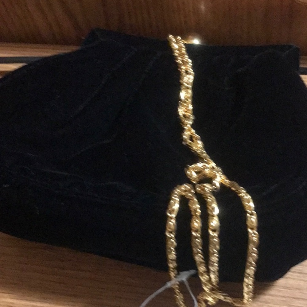New black velvet Sasha New York small evening purse with shoulder chain